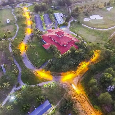 Artitaya Borneo Golf & Resort Papar Kültér fotó