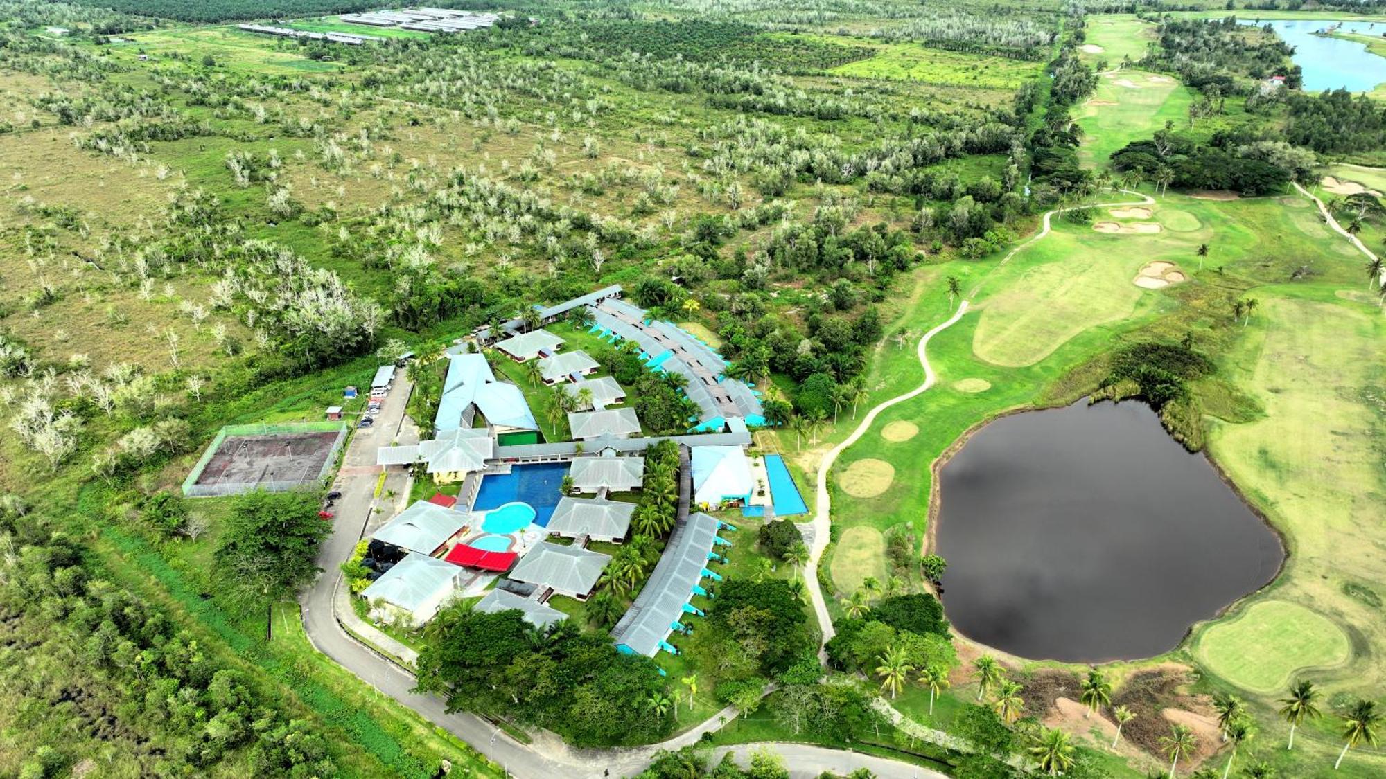 Artitaya Borneo Golf & Resort Papar Kültér fotó