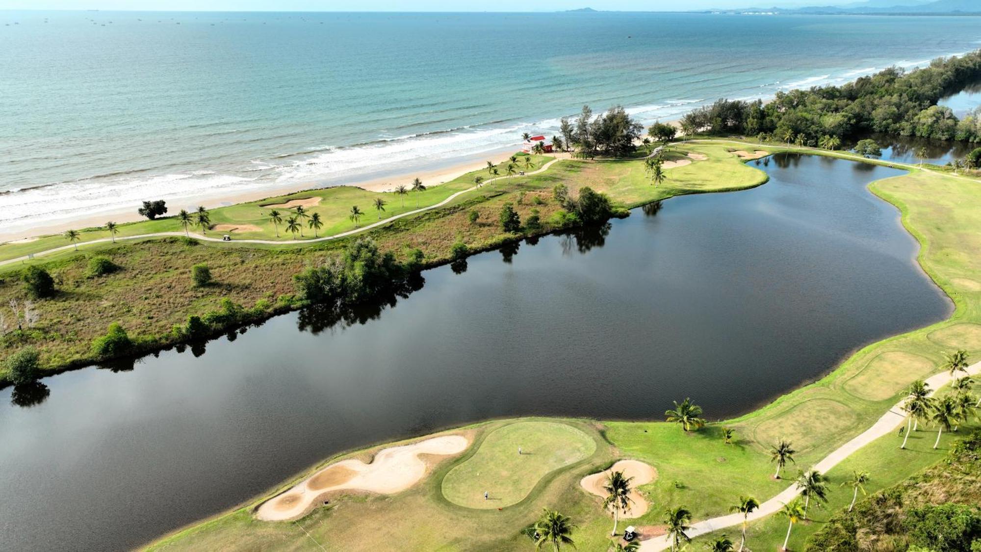 Artitaya Borneo Golf & Resort Papar Kültér fotó