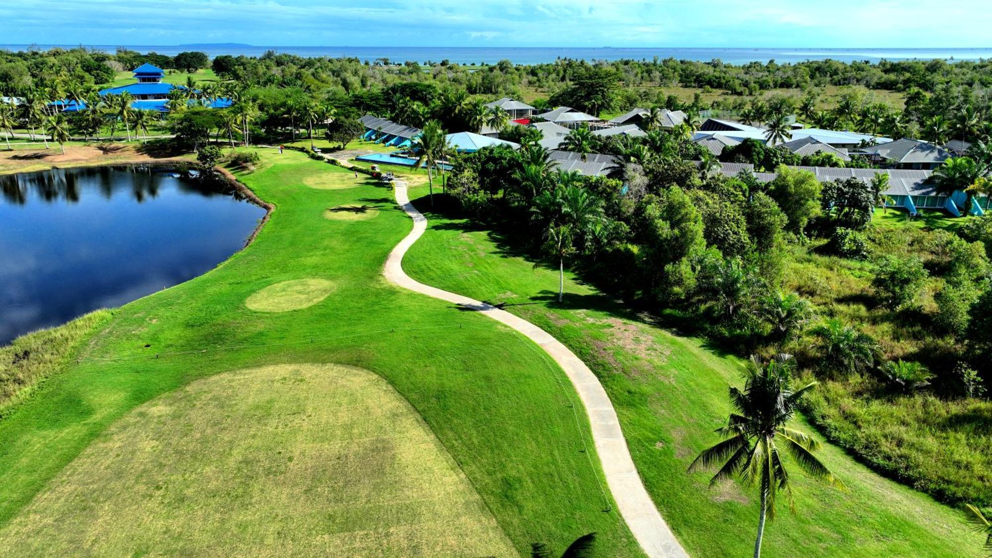 Artitaya Borneo Golf & Resort Papar Kültér fotó
