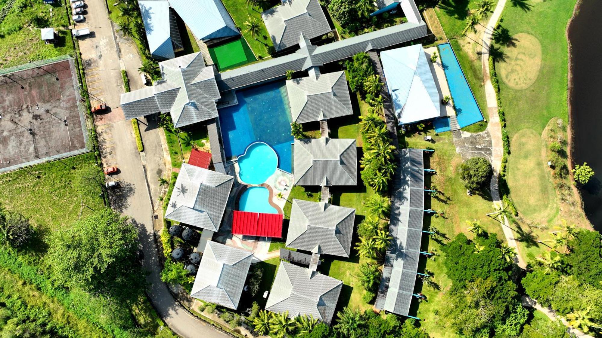Artitaya Borneo Golf & Resort Papar Kültér fotó